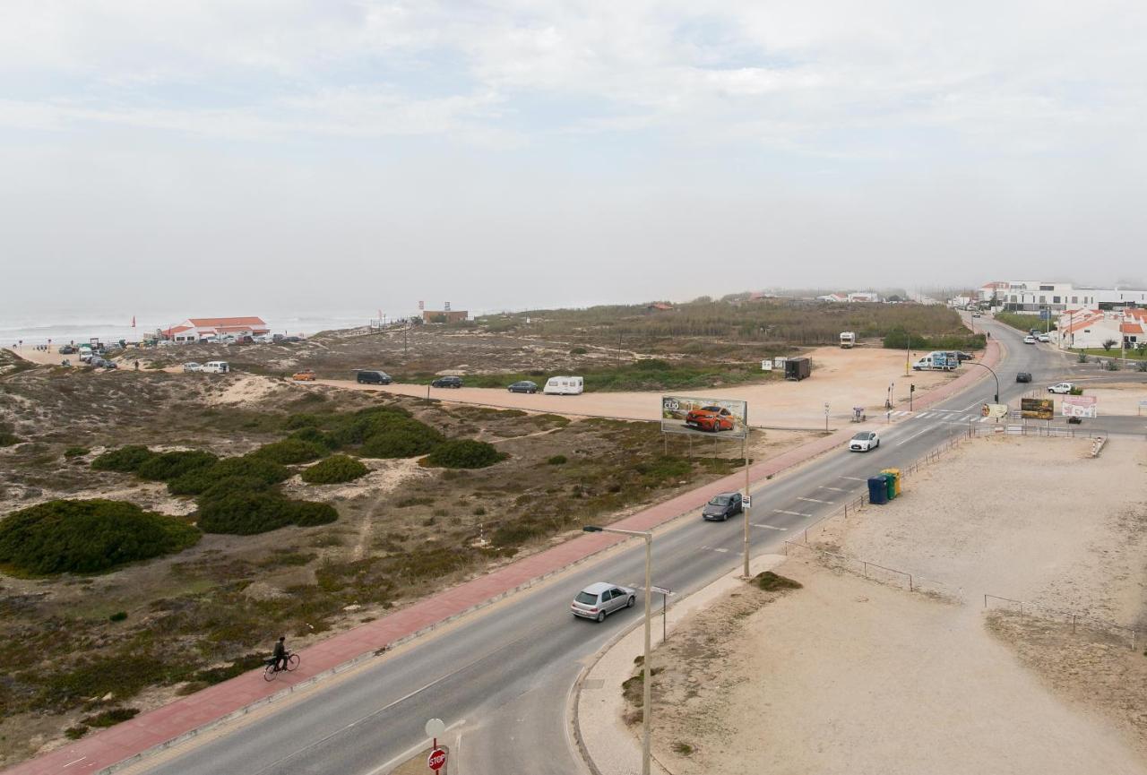 Maresia - Beachfront Peniche Apartment Экстерьер фото